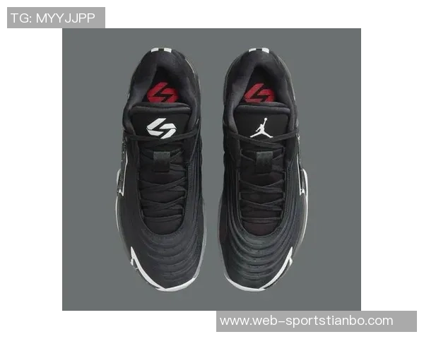 东契奇球鞋铭刻女儿名字感恩女儿是生命中最珍贵的礼物